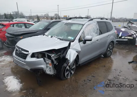 2017 Subaru Forester 2.5I Premium из США, поврежденный, VIN JF2SJAEC6HH574163